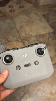 DJI RC-N3 ovladač - 2