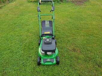 Prodám sekačku John Deer - 2