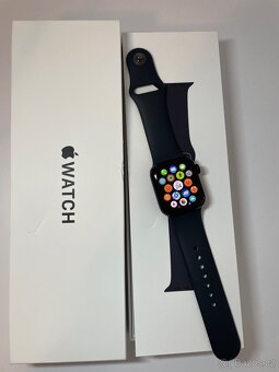 Apple watch SE 2023 40mm - 95% baterie - 2