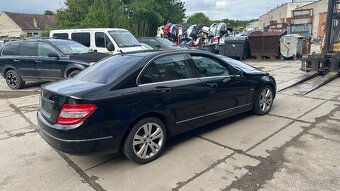 Mercedes C180 kompresor 1.6i 115kw rok 2009 - 2