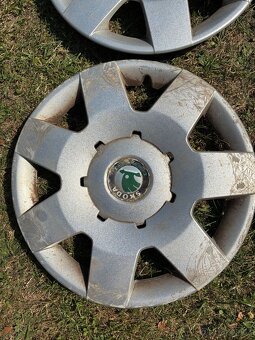 Prodám kryty kol ŠKODA R14 - 2