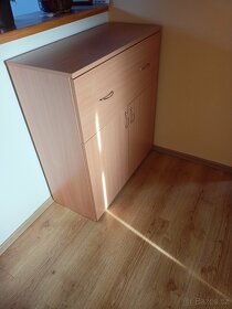 Skříňka nová - 2