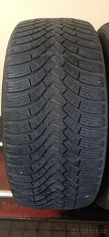 Falken Eurowinter HS01 245/40 R19 98V 4,5 - 5,5mm - 2