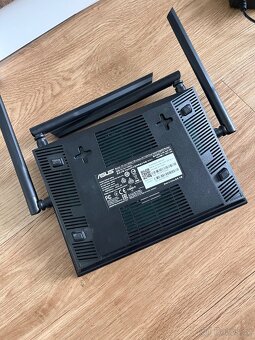 ASUS RT-AC1200G+ – spolehlivý dvoupásmový Wi-Fi router - 2