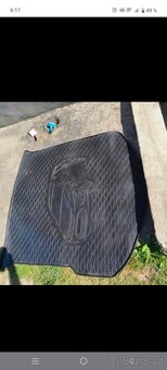 Gumová podložka Mondeo MK4 combi - 2