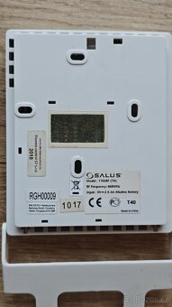 Prostorový termostat Salus T105RF - 2
