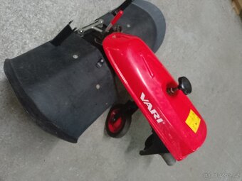 Vari zametací kartáč KV-100 - 2