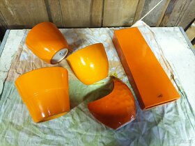 Oranzove kvetinace - 2