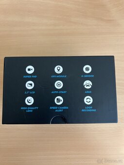 Kamera do auta Niceboy Pilot Q8 + SD 8GB - 2