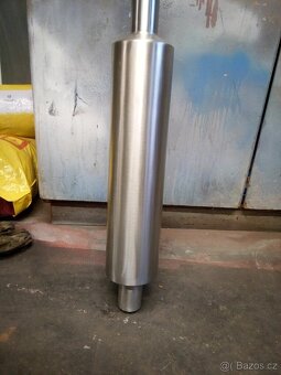 Výfuk Zetor na konuz - 2