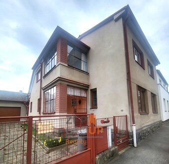 Prodej rodinného domu o rozloze 100 m2 , ulice Havlíčkova, P - 2