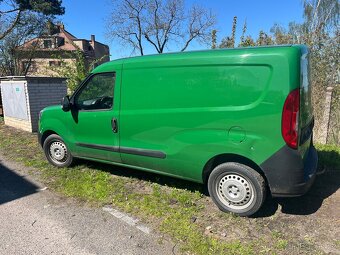 Fiat doblo maxi 1,4i ba +cng rok 2015 - 2
