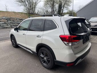 Subaru Forester 2.0i-L e-Boxer MHEV - 2