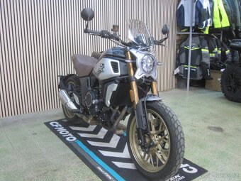 CFMOTO 700CL-X Heritage - 2