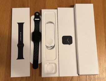 Apple Watch 6 Series 44mm - 2