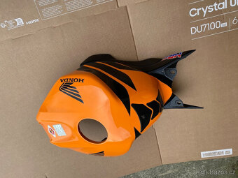 Originální kapoty Honda CBR1000RR Repsol (2004-2005) - 2