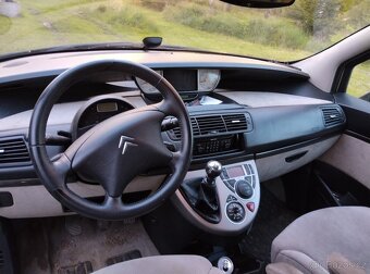 Citroen C8 - 2