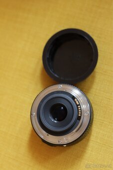 Canon EF-S 24mm f/2.8 STM - 2
