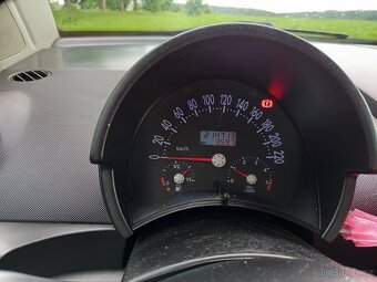 VW New Beetle - 2