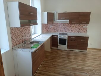 Nabízím pronájem bytu 2+kk 45m2 po kompletní rekonstrukci - 2
