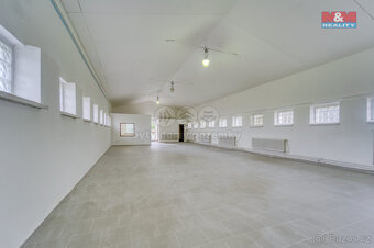 Pronájem skladu, 436 m², Louny, ul. Mělecká - 2