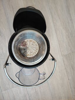 Odšťavňovač Rohnson 850W - 2