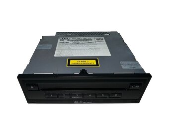 CD měnič CD changer 4F0035110A Audi Q7 4L facelift r.v. 2011 - 2