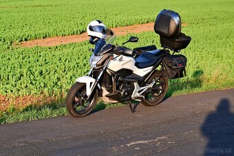 Honda NC 700S DCT, automat - 2