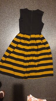 Pruhované šaty, vel. 36 - 2