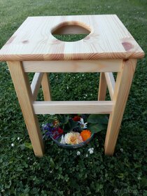 Sedátko/židlička pro ženskou bylinnou napářku - 2