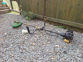 Křovinořez Husqvarna McCulloch B33B - 2