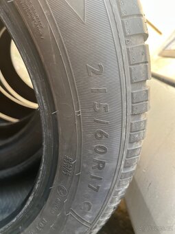 Zimní pneu 215/60R17 C - 2