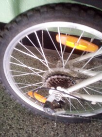 Dívčí kolo 20" - 2