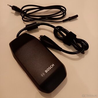 Bosch nabíječka 2A - 2