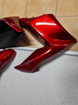 Honda PCX 125 2015 díly levá strana - 2