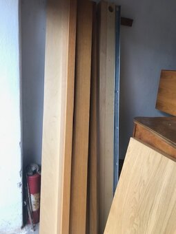 Postel MALM IKEA - dřevěný rám - 2