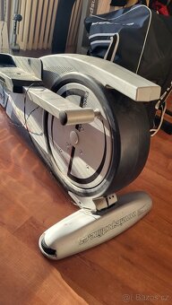 Orbitrek trenažér - 2