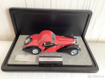 Franklin Mint 1:24 - Bugatti Typ 57SC - 2