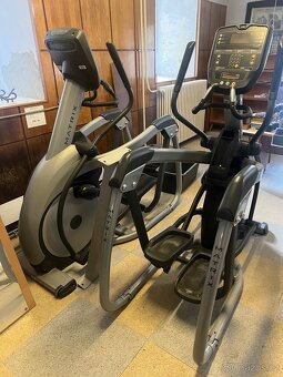 Matrix E5X -cross trainer-eliptický trenažer-super stav - 2
