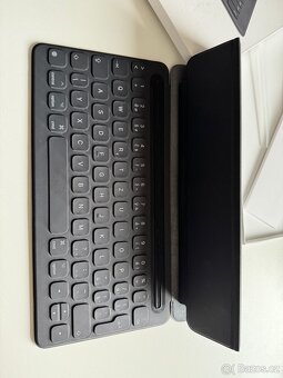 Apple Smart Keyboard - 2