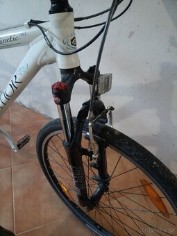 Dětské kolo, rám 16", kola 26" - 2