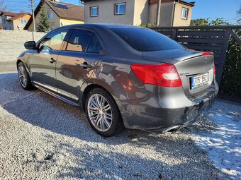 Suzuki Kizashi 2.4i 4x4 automat 198tkm - 2