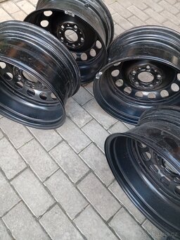 Zánovní plechové disky 7Jx16 EH2 z vozu BMW - 2