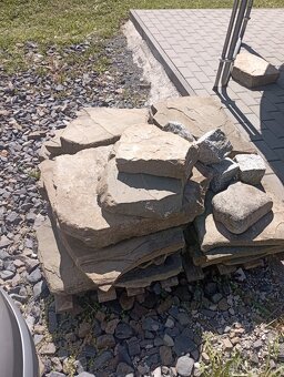 Kamenné placáky (šledy) - 2