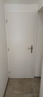 Prodám bílé dveře - 2