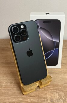 iPhone 16 Pro 512GB - Černý Titan - 2