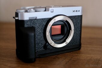 Fujifilm X-E4 - 2