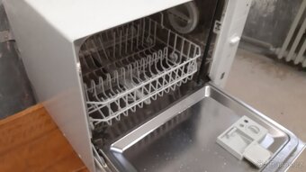 Stolní myčka siemens 2 programy,primitivní ovládání - 2