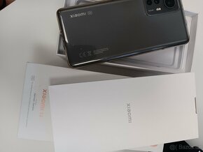 mobil Xiaomi 12 - 2