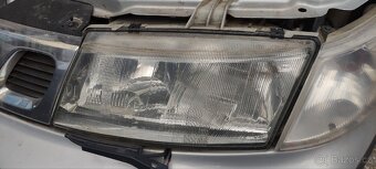 Saab 9-5 světla - 2